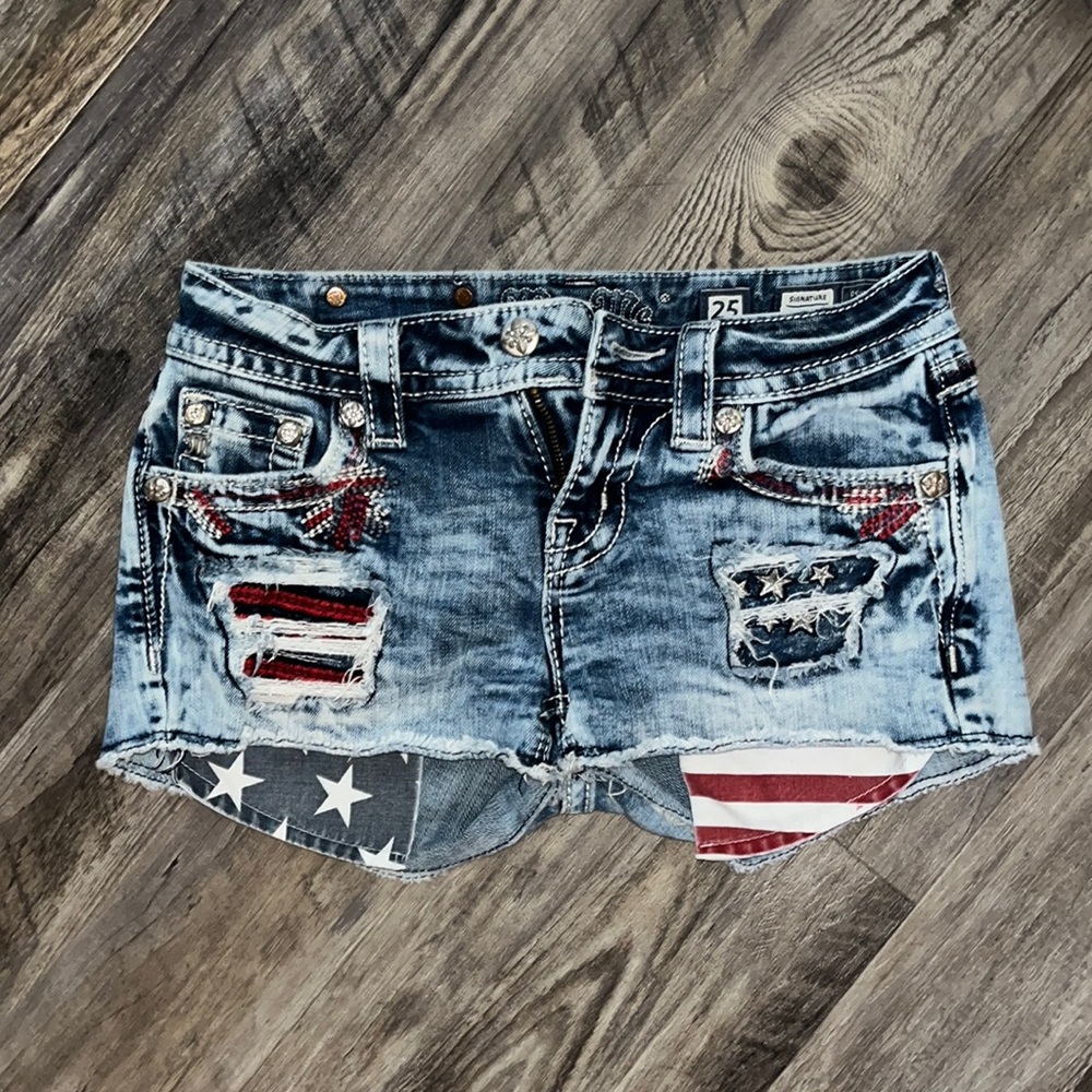 Miss me shorts American flag design